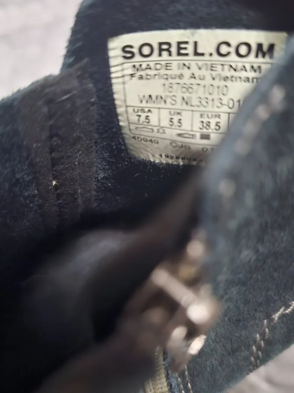Sorel Black Suede Women's Pull on Chelsea Boots - Size 7.5